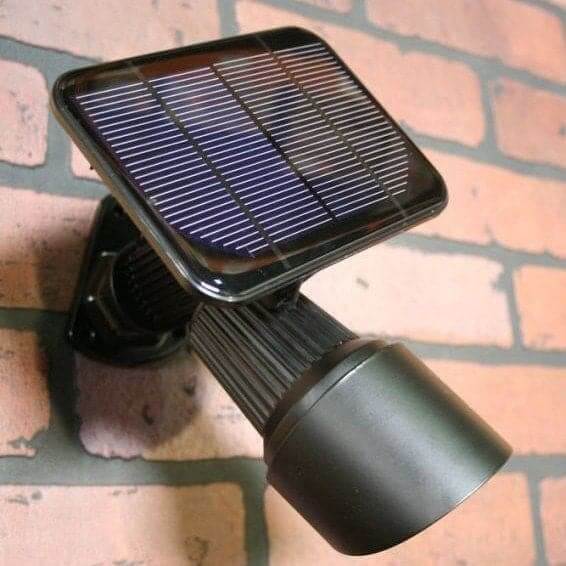 Outdoor Solar Store | High Output Spotlight Wall Mount