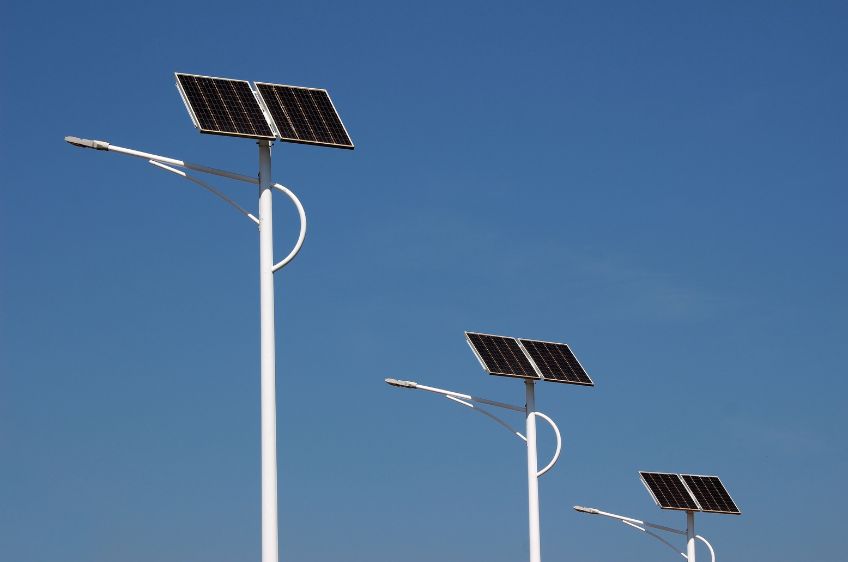 The Pros and Cons of Solar Lamp Post Lights