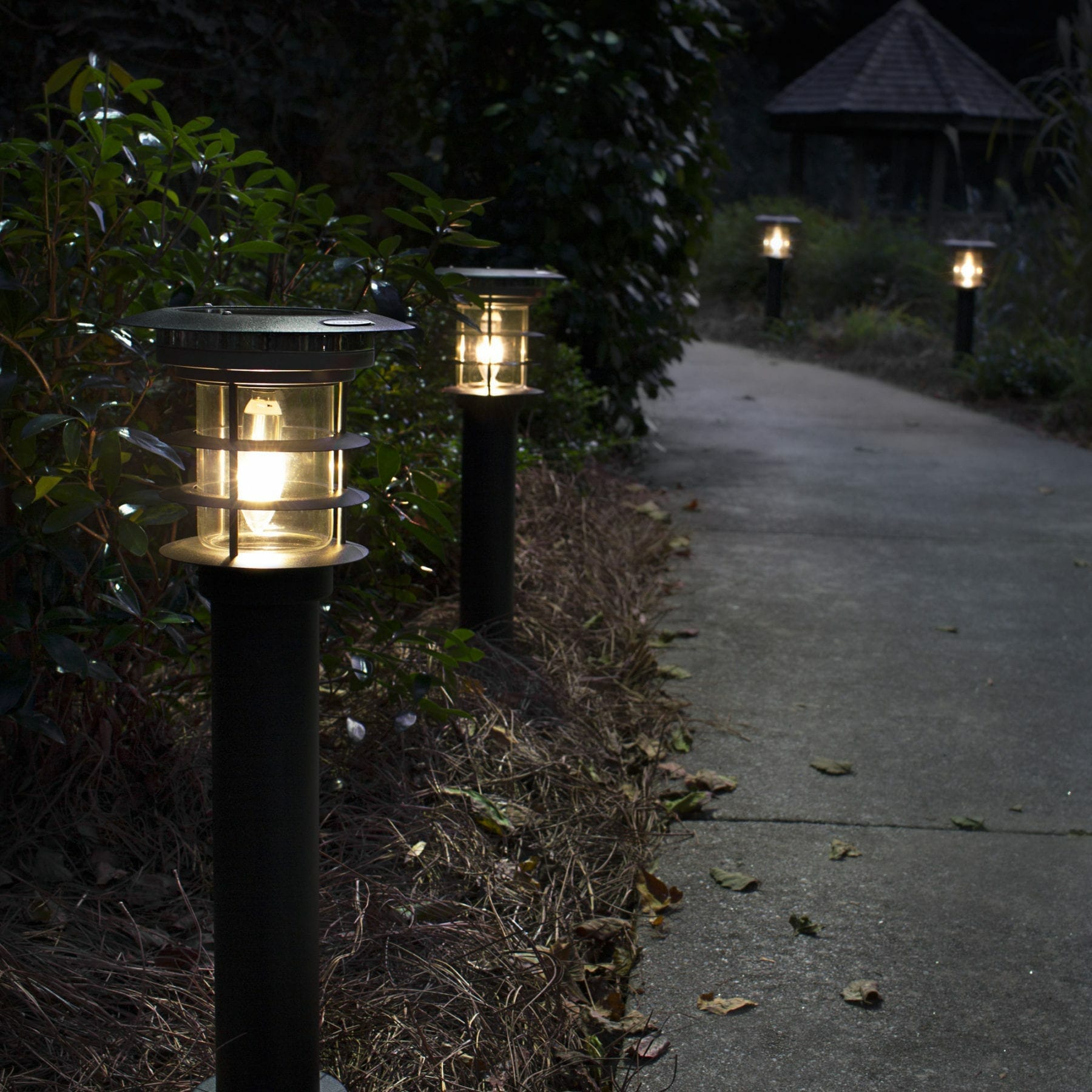 Premium Stainless Steel Solar Pathway Bollard Light – Dusk to Dawn Illumination