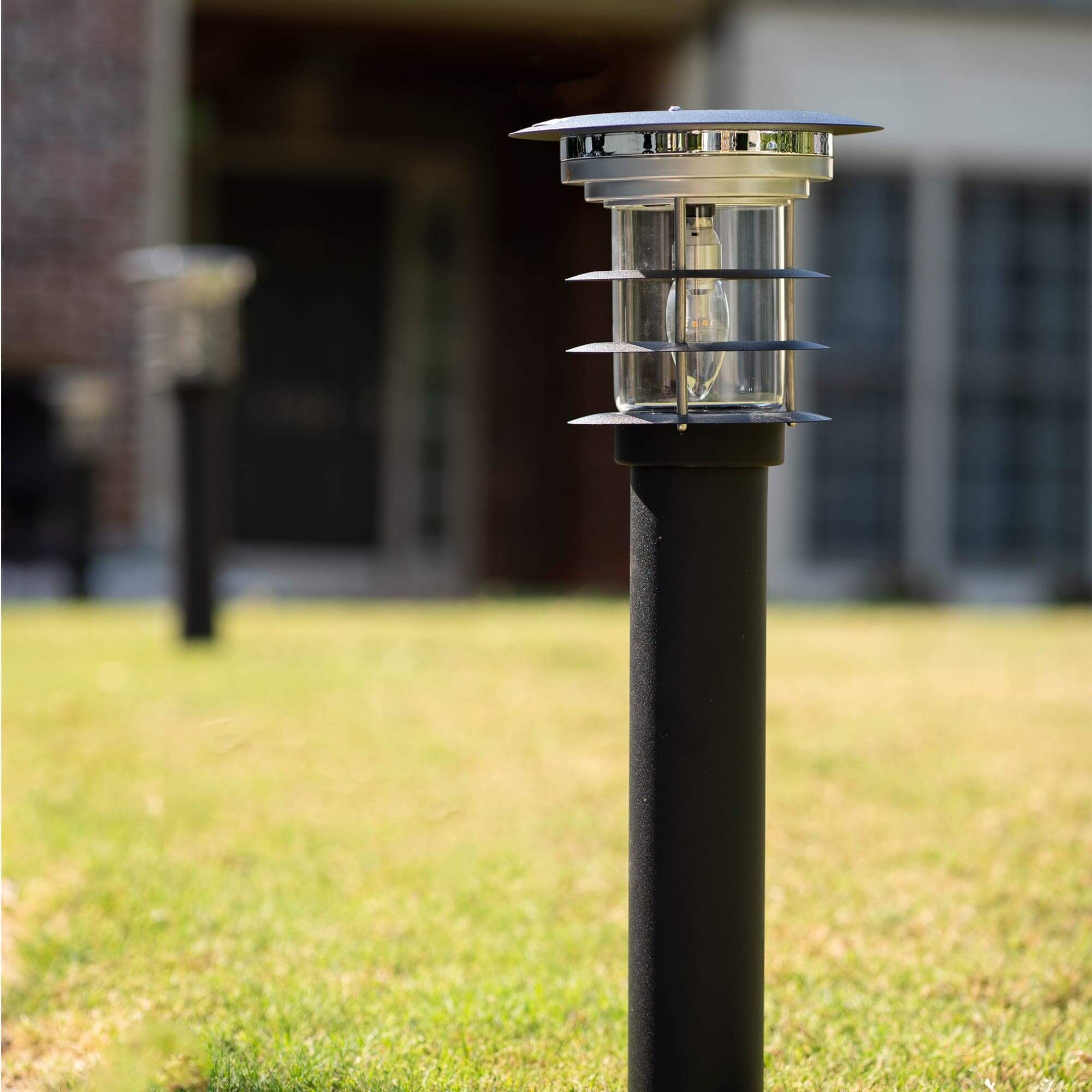 Premium Stainless Steel Solar Pathway Bollard Light – Dusk to Dawn Illumination